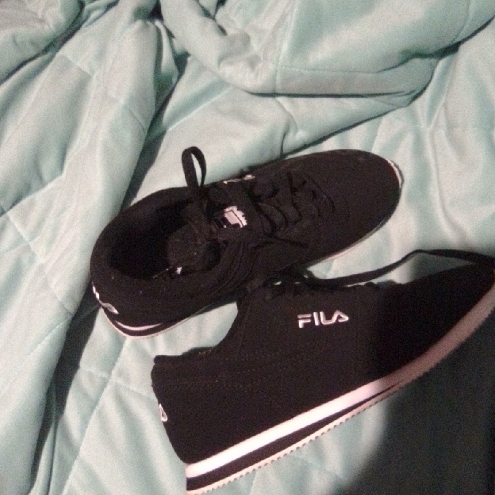Fila Black and White Athletic Shoes